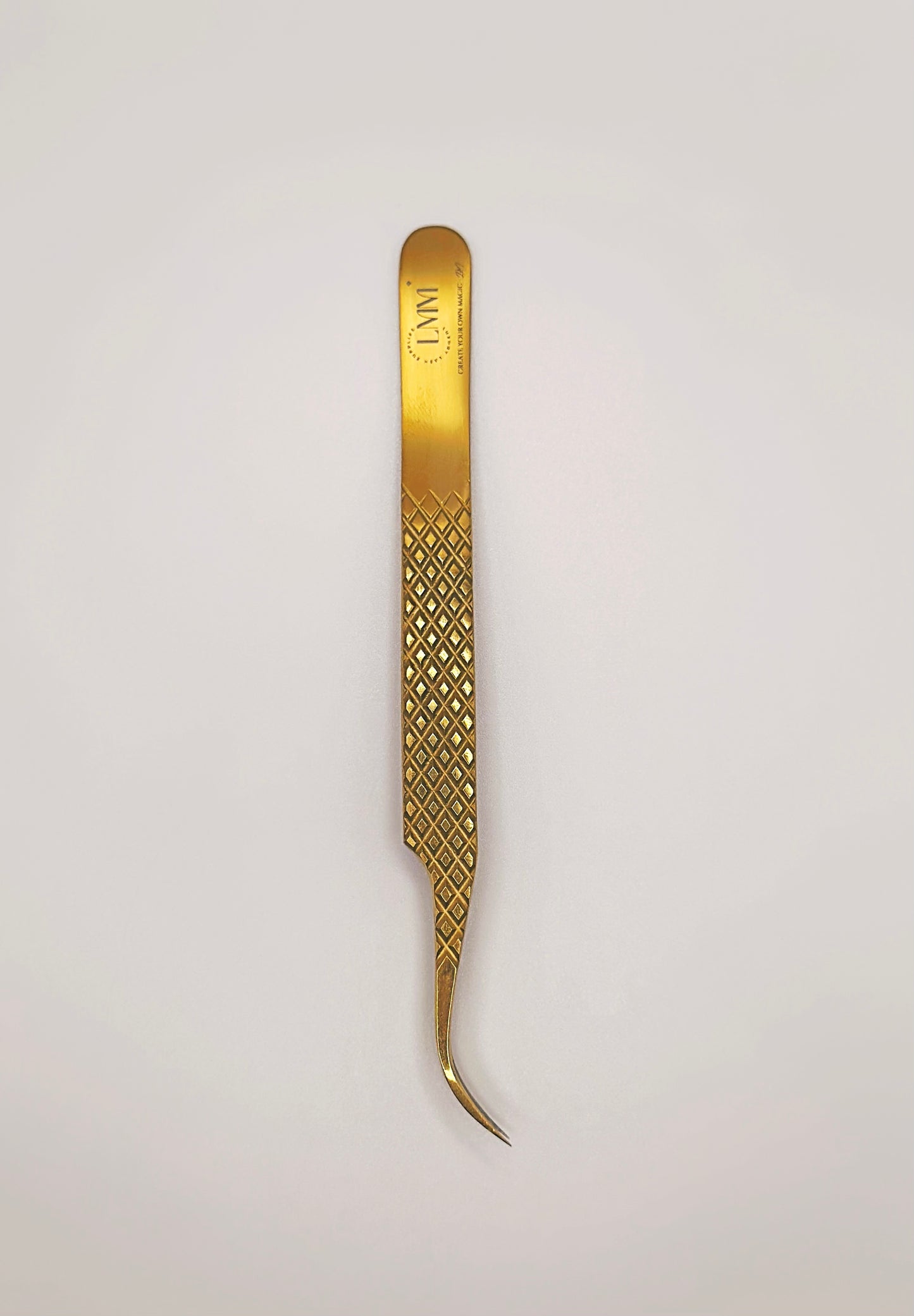 Curved 𝑀𝒾𝓃𝒹𝓈𝑒𝓉 Tweezer - LIMITED EDITION