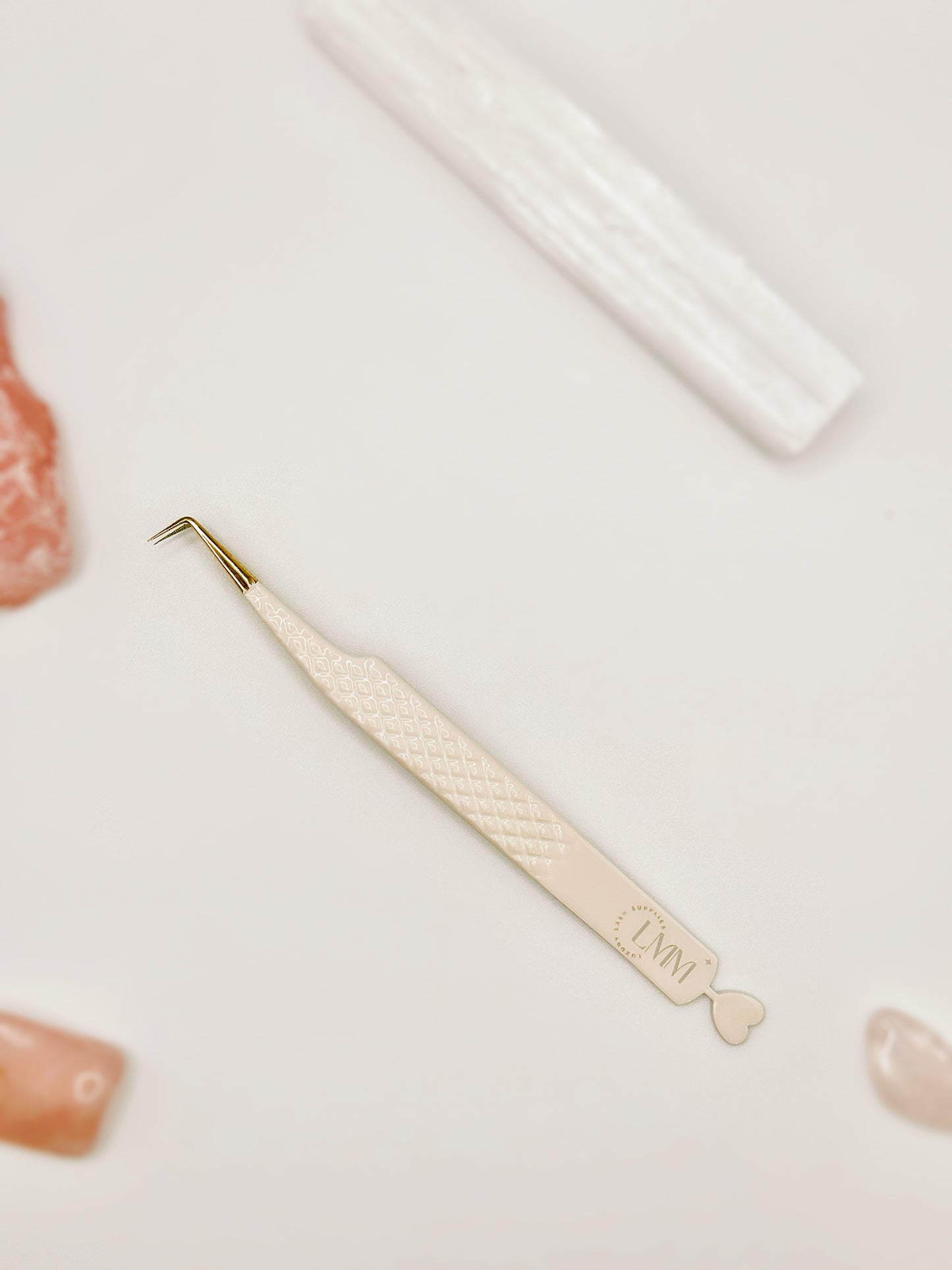 Delicate 𝓶𝓪𝓷𝓲𝓯𝓮𝓼𝓽 Fibre Tip Tweezer - Celestial Range